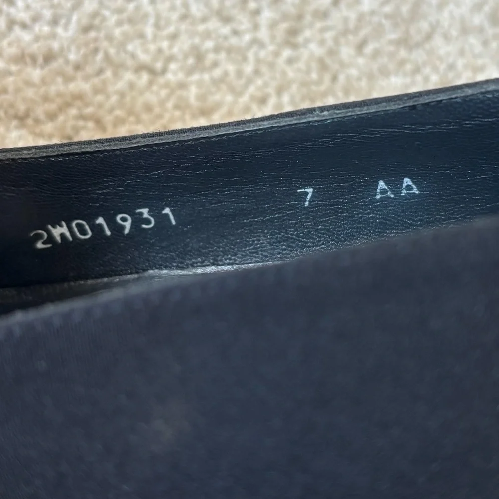 Stuart Weitzman Black Rounded Square Toe Block Heel Formal Professional Business - Picture 8 of 8